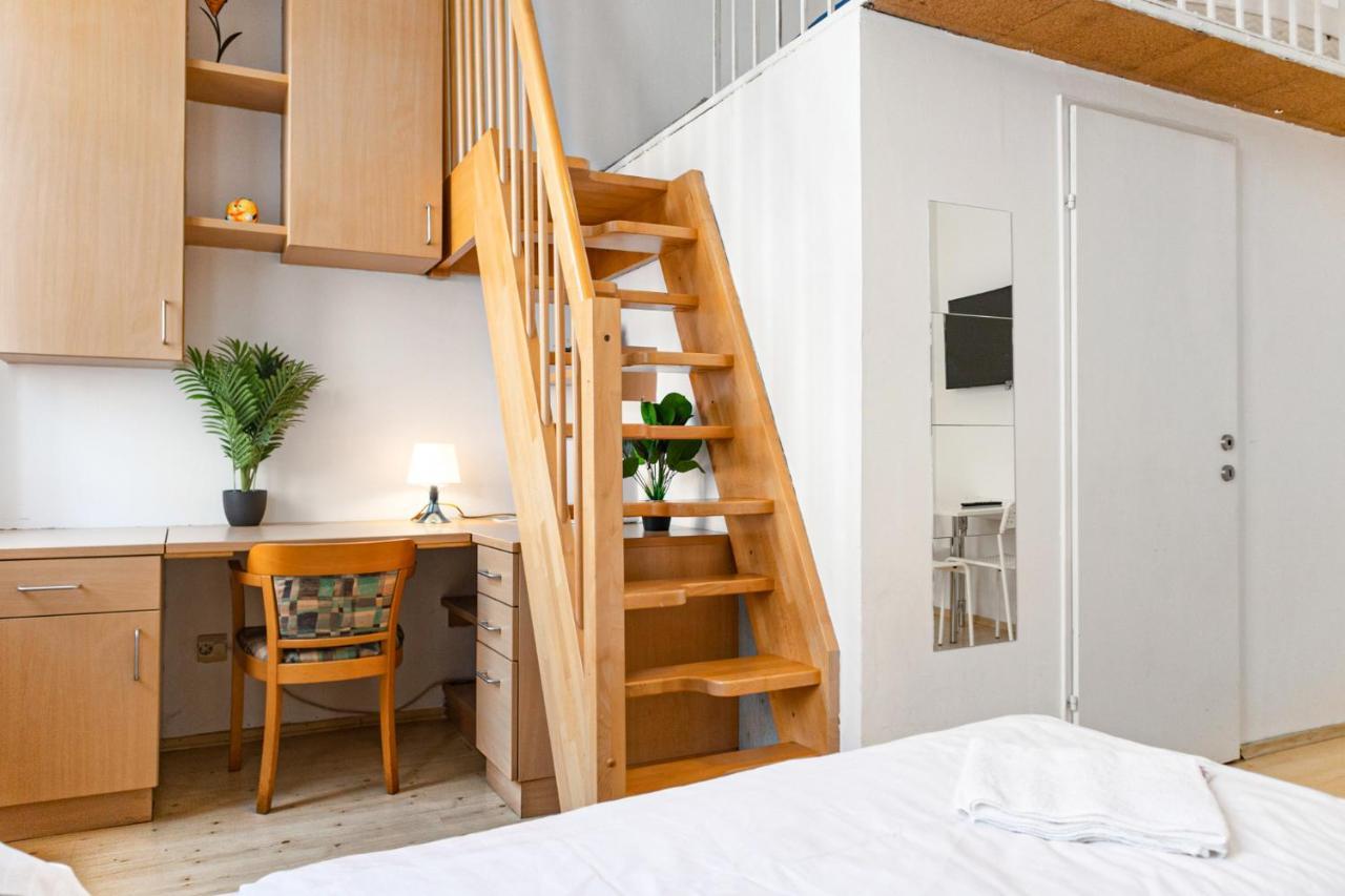 Attractive Apartment Near Wiener Stadthalle Buitenkant foto