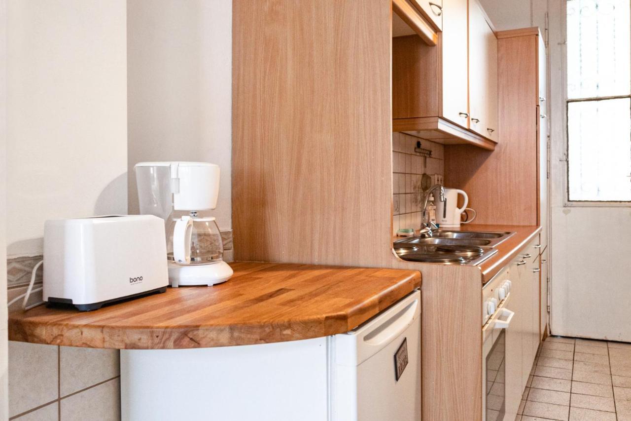 Attractive Apartment Near Wiener Stadthalle Buitenkant foto